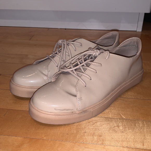 [7]👟F21 faux patent leather lace up shoes - Picture 9 of 10